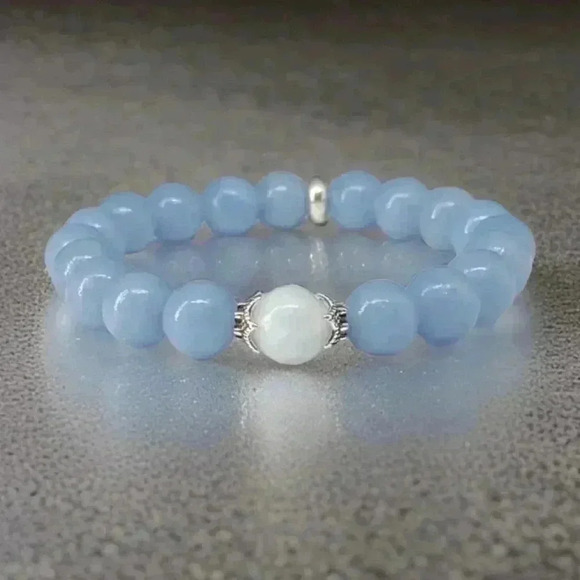 Silver Skye Beaded Bracelet - Picture 5 of 5